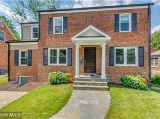 4722 Merivale Rd, Chevy Chase, MD 20815