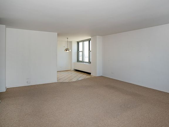 Living Room / Dining Room