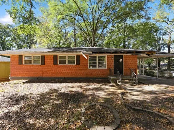 552 Shellnut Dr, Forest Park, GA 30297