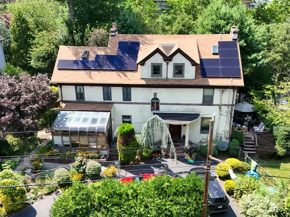 10 Duncan Road image 1 of 25