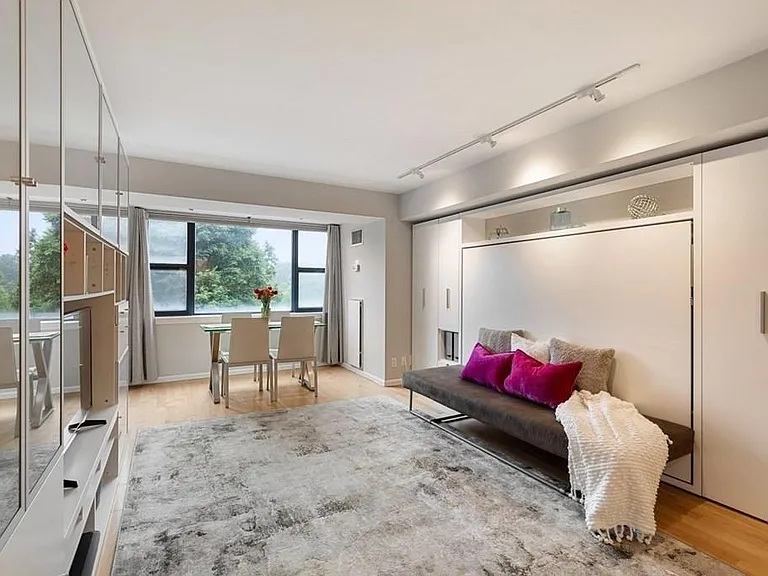 170 Tremont St #401 — Photo 3