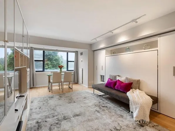 170 Tremont St APT 401, Boston, MA 02111