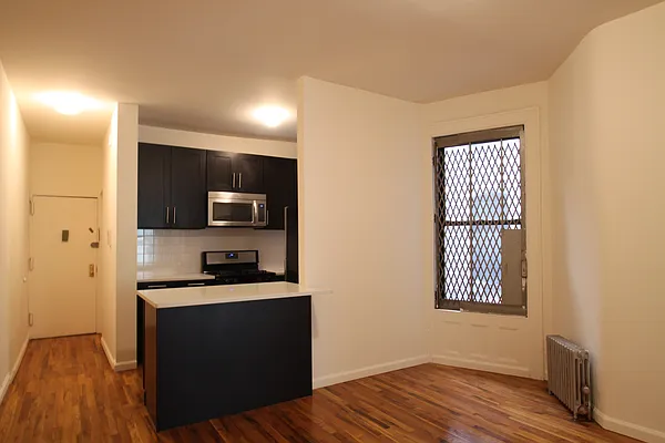 Rented by Compass | media 3