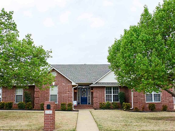 2nd image of 205 Crain Dr