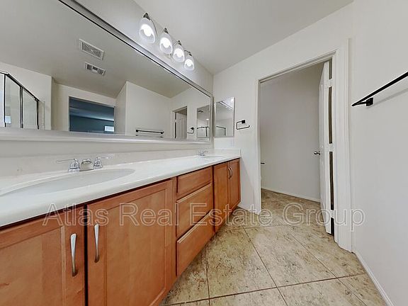 4th image of 10681 Upper Laurel St