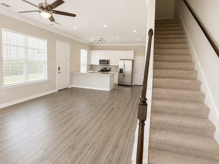 436 Northwood Dr — Photo 4