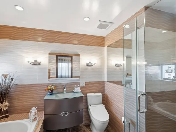 2854 Brighton 4th Street image 10 of 18