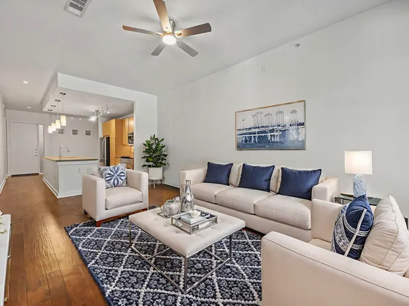 2950 McKinney Ave APT 212, Dallas, TX 75204