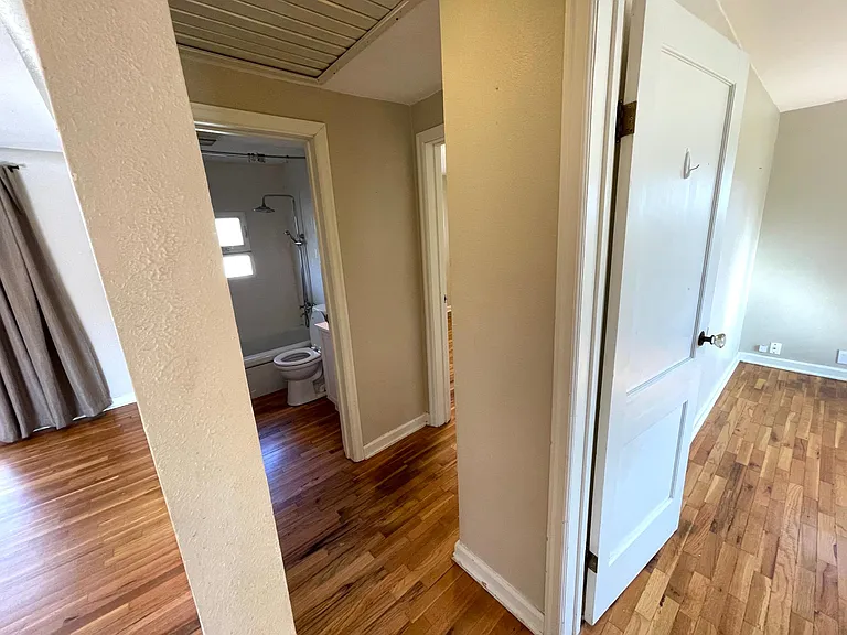 737 N Taft Hill Rd — Photo 3