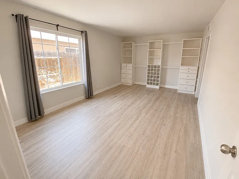 8892 Alphecca Way — Photo 10