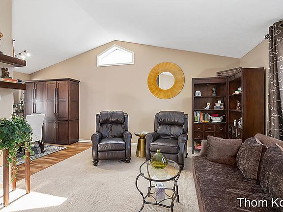 2nd image of 5646 E De Blaay Ct SE