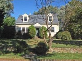 5 Walnut St, Middleburg, VA 20117