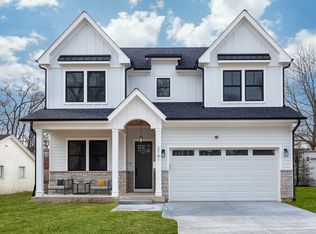 2141 Oak Ave, Northbrook, IL