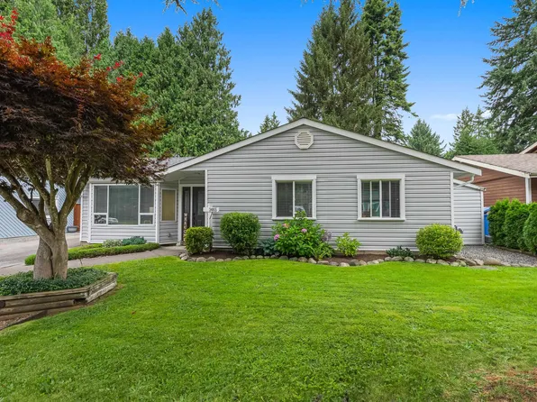 34855 Laburnum Ave, Abbotsford, BC V2S 5J3