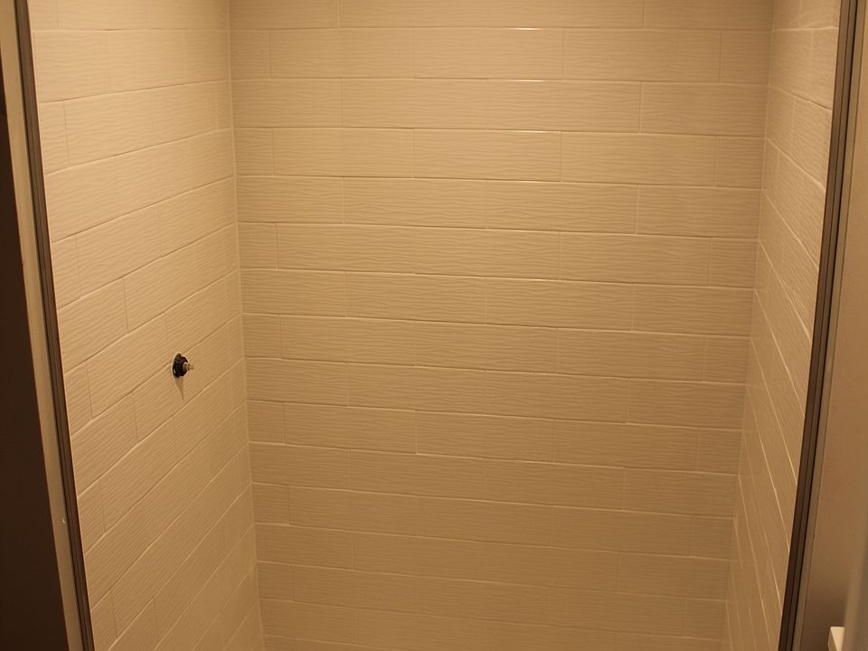 Bathroom 2_04112022