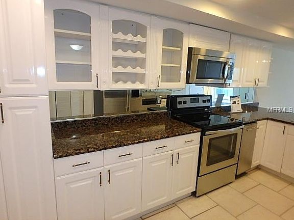 4th image of 1100 Pinellas Bayway S APT G1