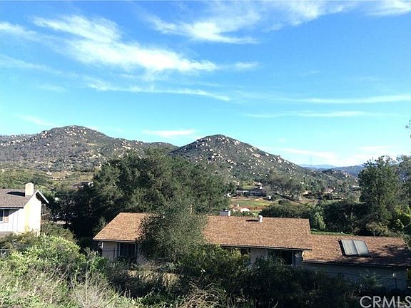 5th image of Hillcrest Ave