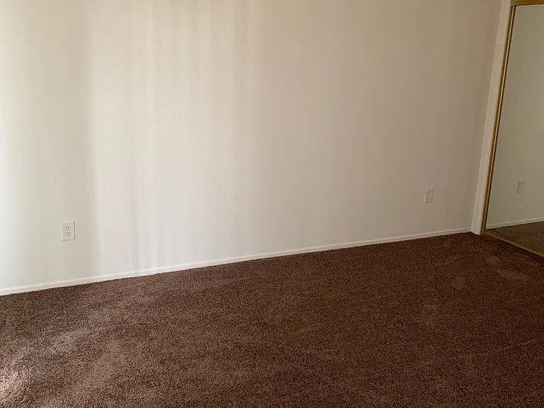 16221 Apple Valley Rd — Photo 18
