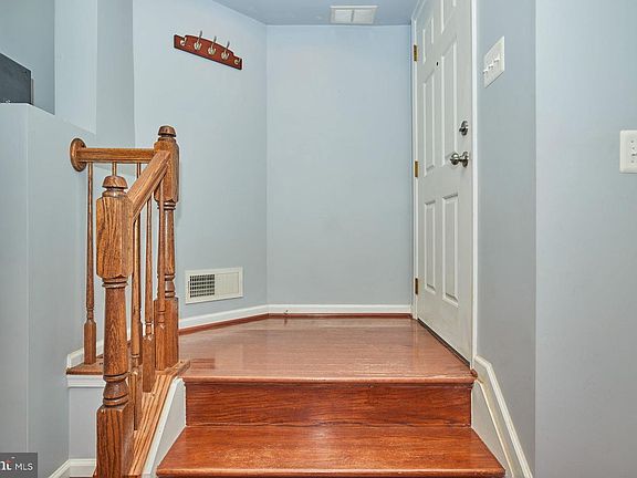 5th image of 6056 Aster Haven Cir