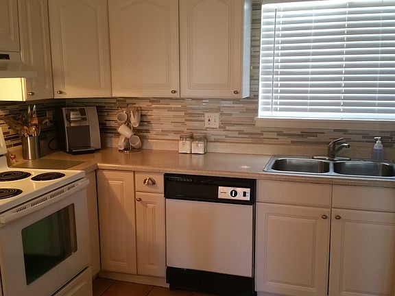 5th image of 4141 Westcity Ct APT 84