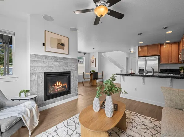 2600 Stonewall Ln, Lafayette, CO 80026