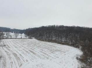 E Highway 11, Benton, WI 53803