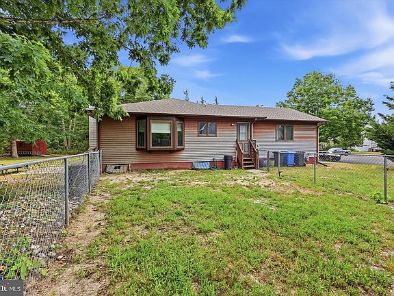 5th image of 54 Sugarhill Rd