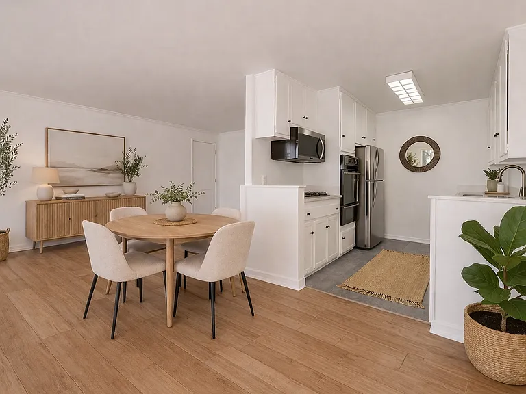241 S Avenue 57 #110 — Photo 2