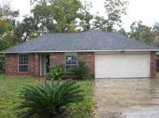 910 Old Angleton Rd, Clute, TX 77531