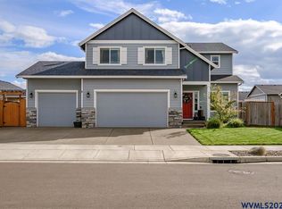 2244 NE Evergreen Ave, Albany, OR 97321