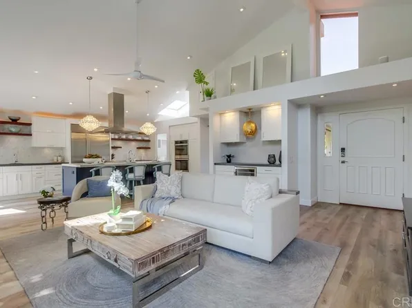 135 Saltillo Ct, Solana Beach, CA 92075
