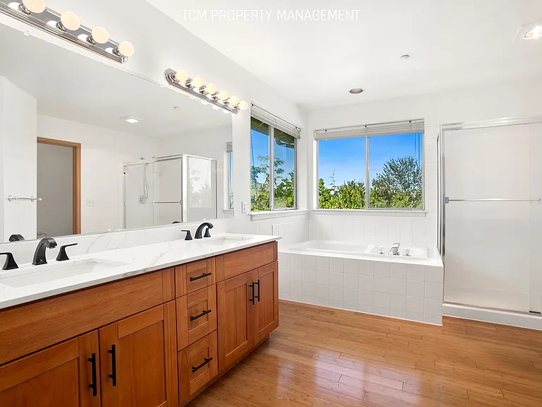 10103 SE 225th Pl — Photo 12