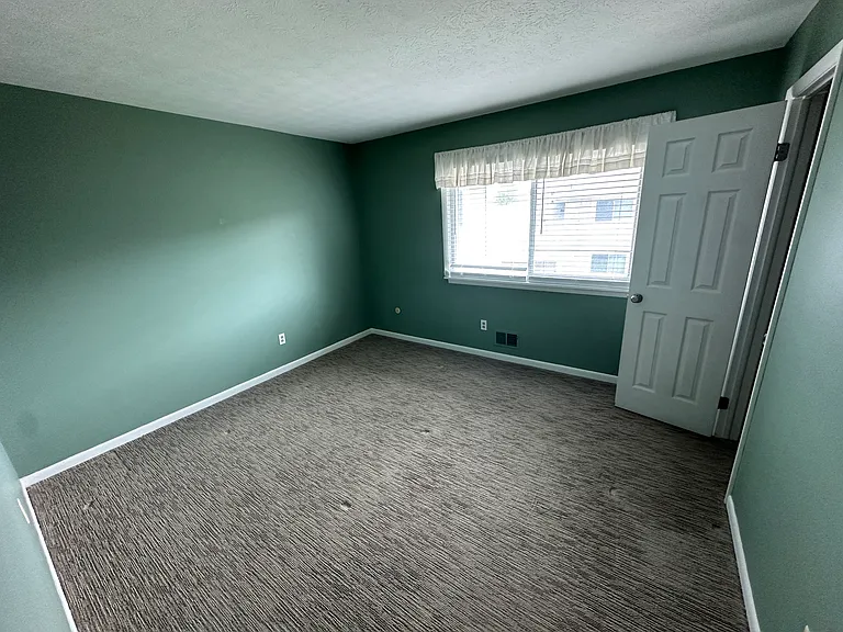 778 Eastbrooke Ln #1 — Photo 16