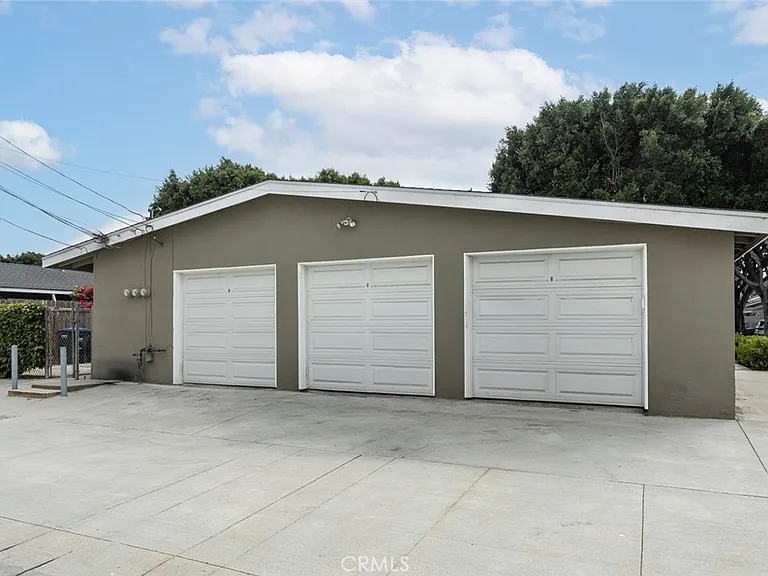 1700 Clay St #A — Photo 15