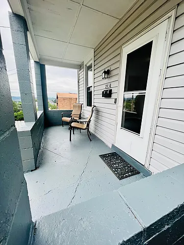 2914 Glasgow St Photo 1