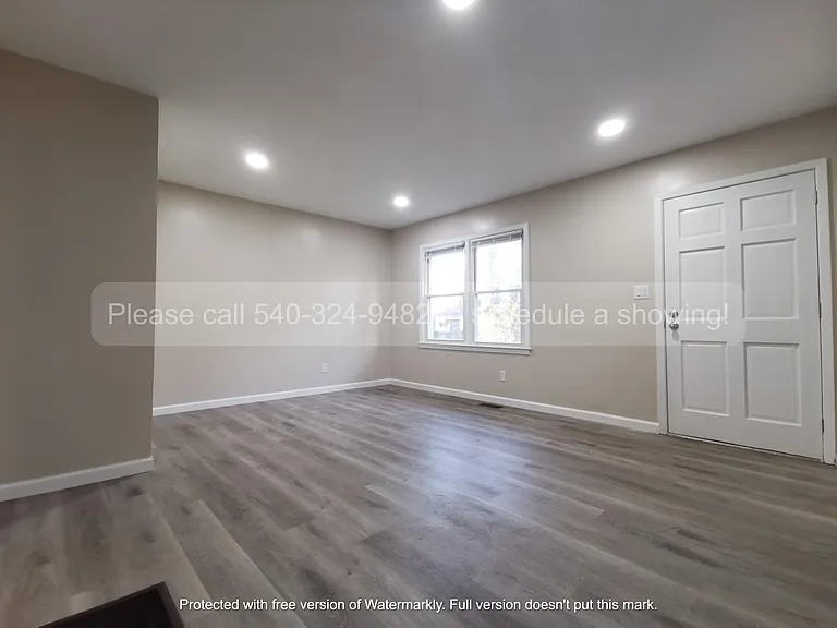 1932 Holly St — Photo 3