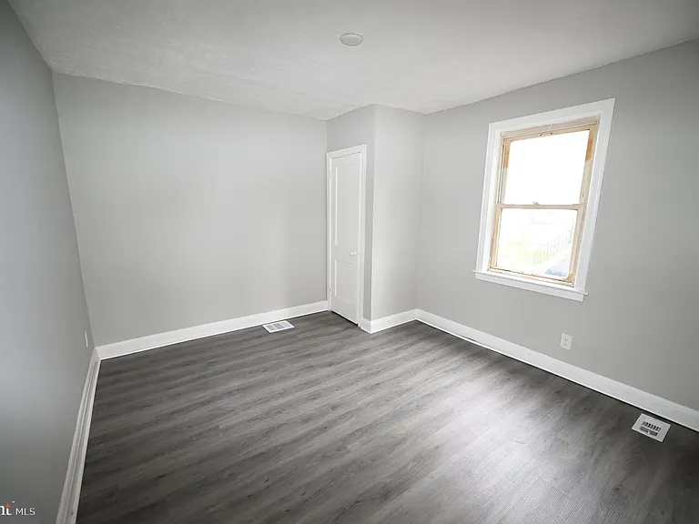 2952 Sollers Point Rd #B — Photo 17