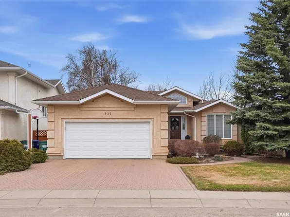 911 Chotem CRESCENT, Saskatoon, SK S7N 4N3