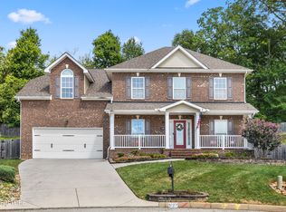 5127 Prairie Clover Ln, Knoxville, TN 37918