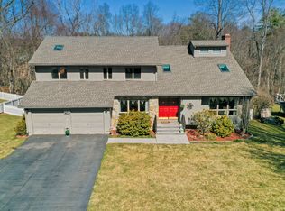 140 Oakridge, Unionville, CT 06085