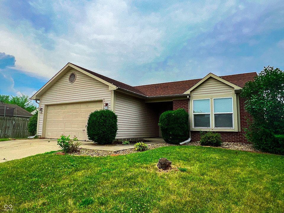 1st image of 6410 River Run Dr