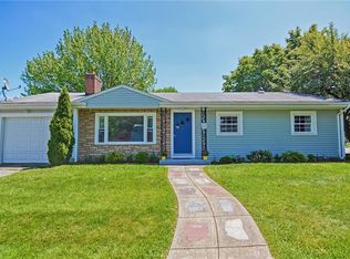 10 Garden Dr, Lincoln, RI 02865