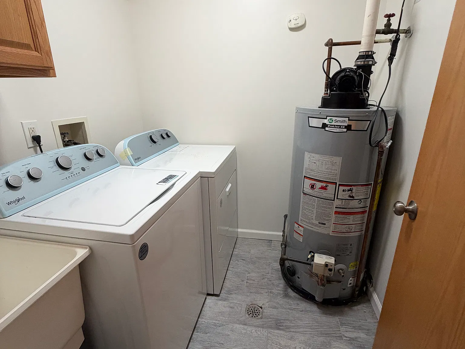 2 bed, 1073 sqft, $1,600 — Photo 3