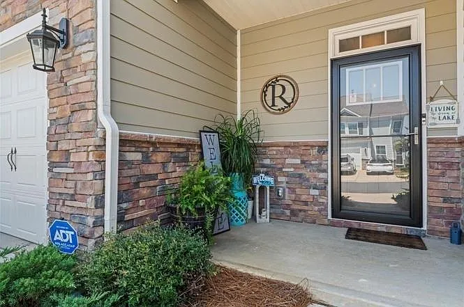 310 Bulrush Rd — Photo 2