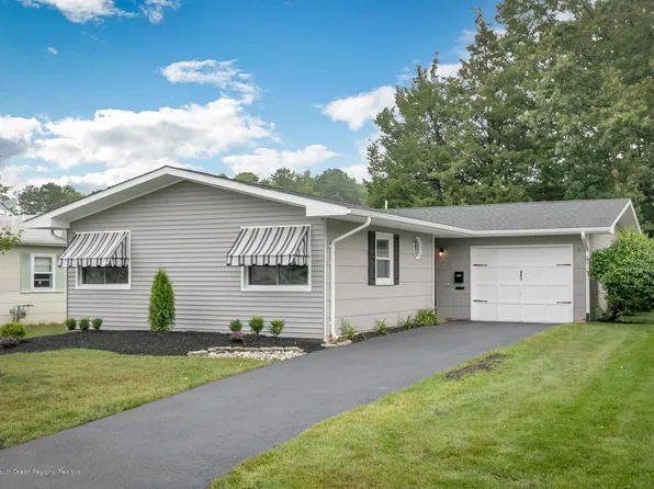6 Bryant Rd, Brick, NJ 08724