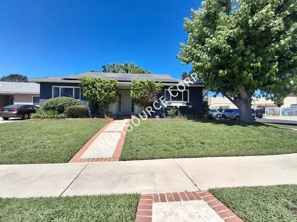 10059 McLennan Ave, North Hills, CA 91343