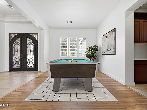 3rd image of 7556 W CRYSTAL Road