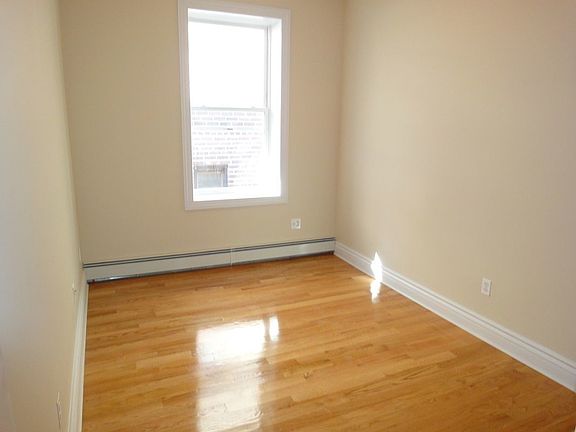 4th image of 26-17 30th St #2A