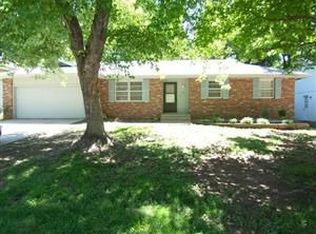 2134 S Wellington Ave, Springfield, MO 65807