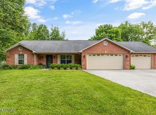 8416 Ridgeland Dr, Corryton, TN 37721
